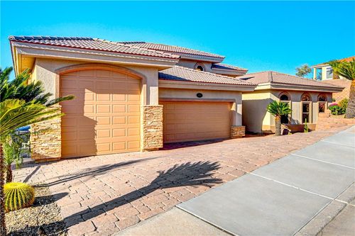 890 Moonstone Dr, Boulder City, NV, 89005-1209 | Card Image