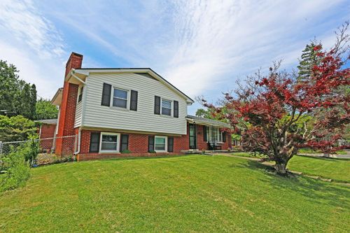 2198 Garden Springs Dr, Lexington, KY, 40504-3454 | Card Image