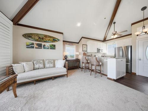 a411-20331 Bluffside Cir, Huntington Beach, CA, 92646-8524 | Card Image