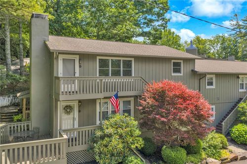 f-6-150 Village Grn, Blowing Rock, NC, 28605-6358 | Card Image