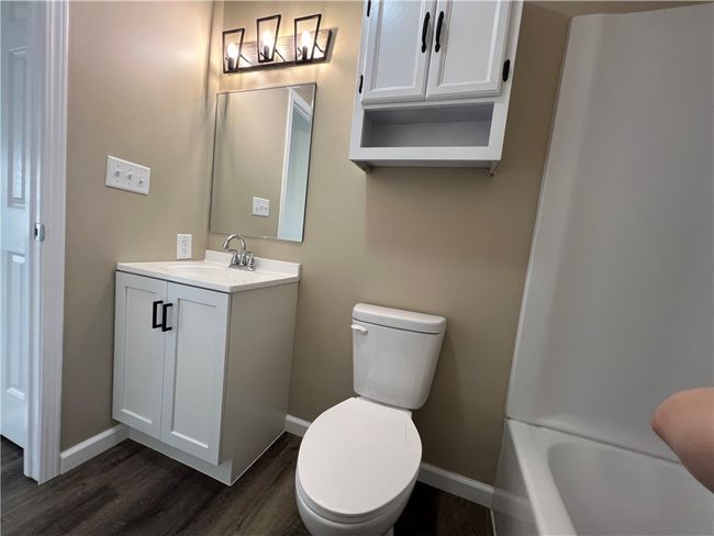 629 N State Highway 128, House other with 3 bedrooms, 2 bathrooms and null parking in Lakewood IL | Image 17