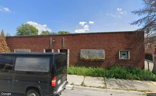 12713 S May St, Calumet Park, IL, 60827-6516 | Card Image