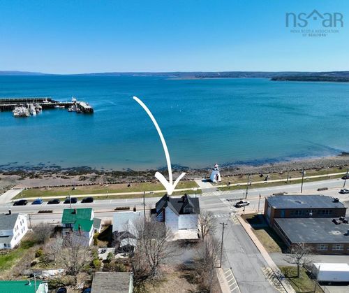 9 Water St, Digby, NS, B0V1A0 | Card Image