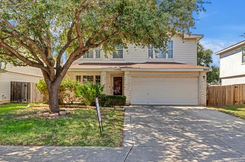 9003 Quaker Rdg, Selma, TX, 78154-1330 | Card Image