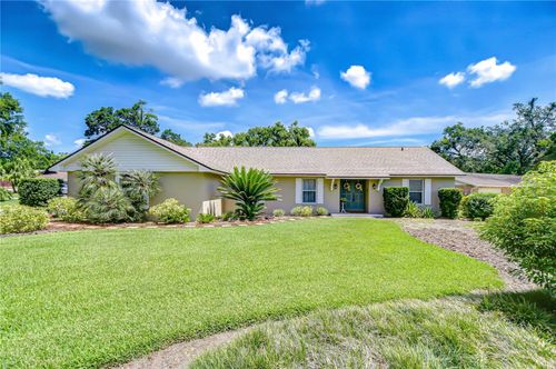 1807 Parkwood Dr, VALRICO, FL, 33594-5425 | Card Image