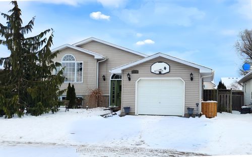 3595 Hill St, Fort Erie, ON, L0S1S0 | Card Image