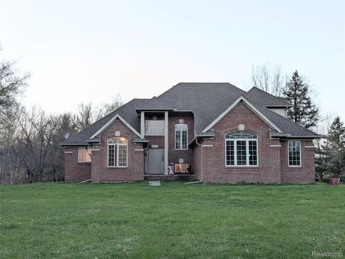23233 30 Mile Rd, Ray, MI, 48096-2100 | Card Image