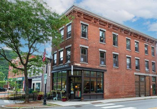 51 The Sq, Bellows Falls, VT, 05101-1336 | Card Image