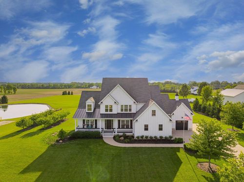 3173 Barnes Rd, Centerburg, OH, 43011-9322 | Card Image