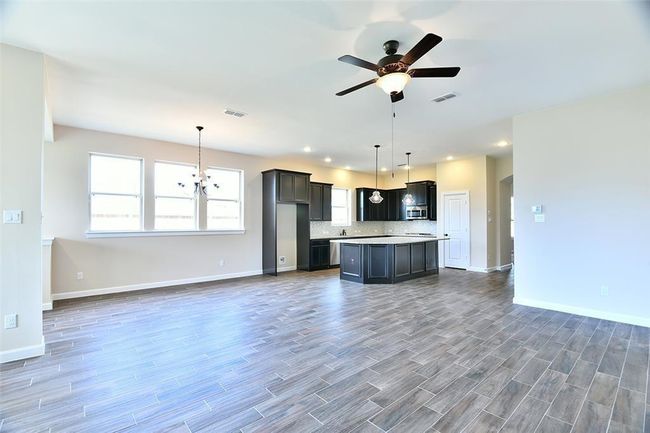 20119 Alyssa Meadows Ln, House other with 3 bedrooms, 3 bathrooms and 2 parking in Cypress TX | Image 6
