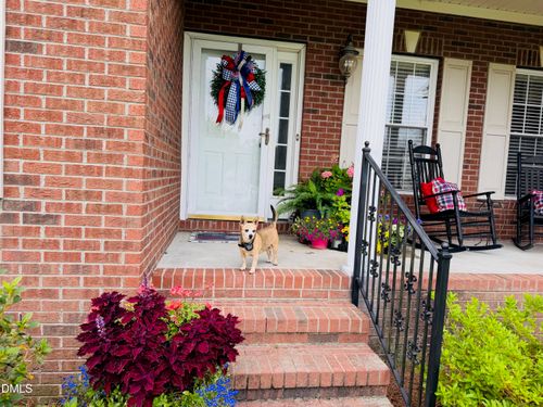 115 Hunters Walk Ln, Clinton, NC, 28328-9215 | Card Image