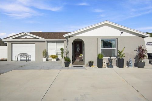 9610 Shalimar Ct, TAMPA, FL, 33615-1935 | Card Image