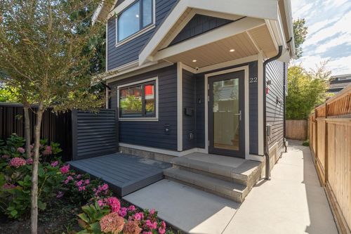 22 14th Ave W, Vancouver, BC, V5Y1W6 | Card Image