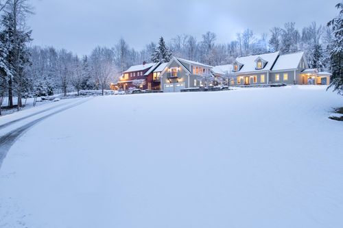 3659 West Hill Road, Morristown, VT, 05661 | Card Image