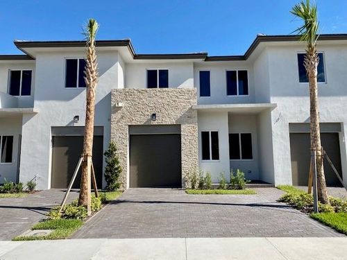1540 Pioneer Way, Royal Palm Beach, FL, 33411-6250 | Card Image