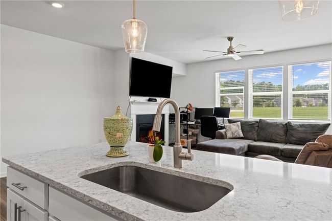 3560 Bexton Dr, Townhouse with 3 bedrooms, 3 bathrooms and null parking in Duluth GA | Image 13