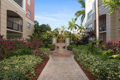 apt-3104-17125 N Bay Rd, Sunny Isles Beach, FL, 33160-3448 | Card Image