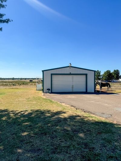 21450 N County Road 1960, House other with 2 bedrooms, 1 bathrooms and null parking in Mangum OK | Image 3