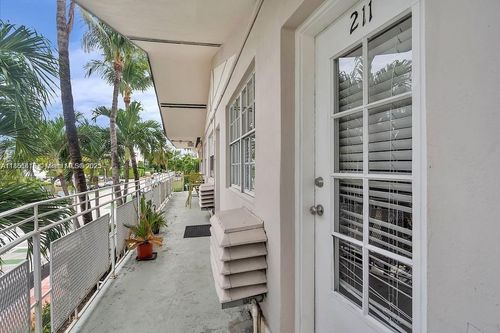 apt-211-717 Espanola Way, Miami Beach, FL, 33139-8055 | Card Image