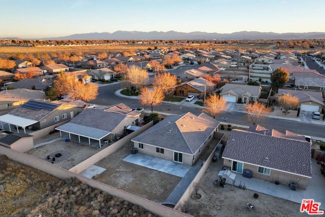 1761 E Avenue H5, House other with 4 bedrooms, 2 bathrooms and null parking in Lancaster CA | Image 4