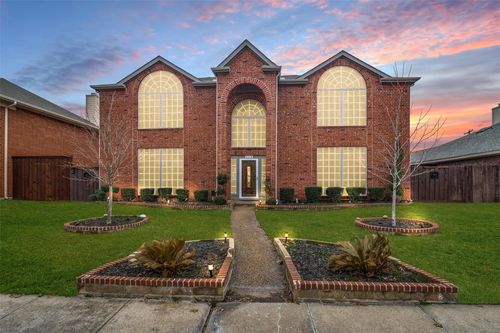 8218 Luna Dr, Rowlett, TX, 75088-7678 | Card Image