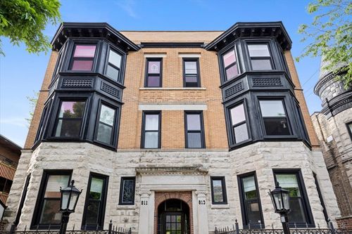 1w-813 Oakdale Ave, Chicago, IL, 60657-5169 | Card Image