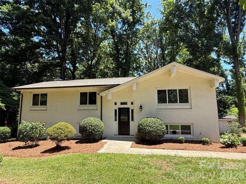 200 Sherwood Dr, Huntersville, NC, 28078-9003 | Card Image