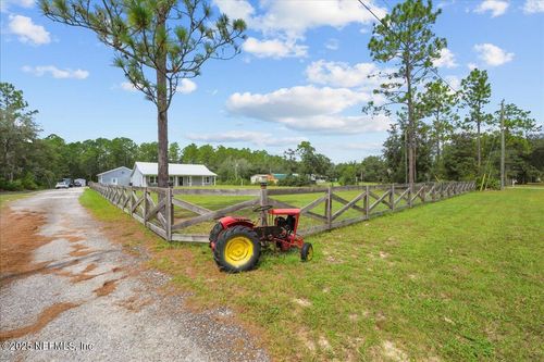 155 Daren Dr, Palatka, FL, 32177-0011 | Card Image