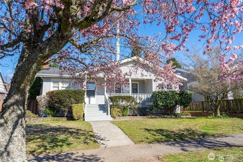 6910 37th Avenue Sw, Seattle, WA, 98126 | Card Image