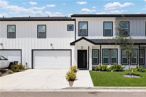 2807 Stablewood Lane, Mission, TX, 78574 | Card Image