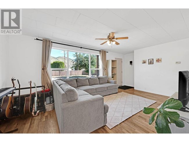 2820 Westsyde Rd, House other with 3 bedrooms, 2 bathrooms and null parking in Kamloops BC | Image 4