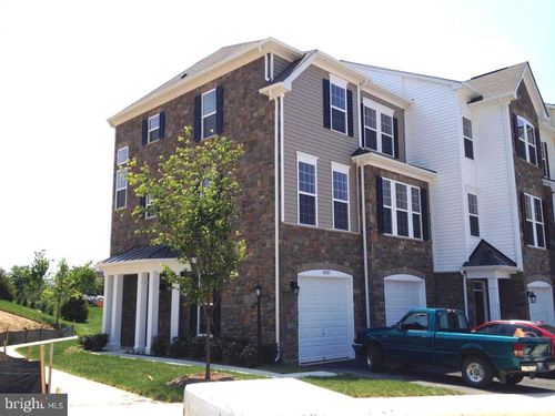 42387 Trellis Sq, BRAMBLETON, VA, 20148-3659 | Card Image