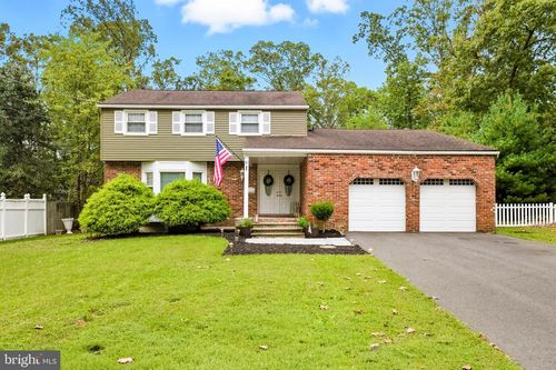 41 Bridge Dr, TURNERSVILLE, NJ, 08012-2332 | Card Image