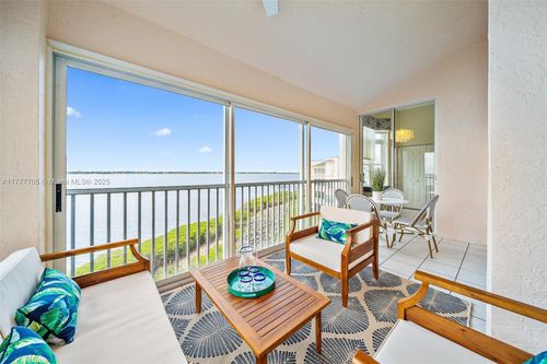 apt-2407-5800 Ne Island Cove Way, Stuart, FL, 34996-4497 | Card Image