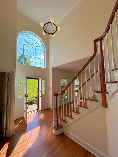 101 Sunflower Cir, Wappingers Falls, NY, 12590-7128 | Card Image