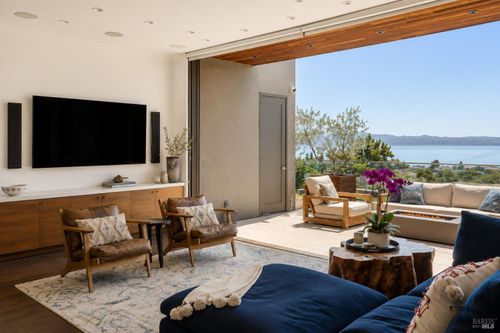 4755 Paradise Drive, Tiburon, CA, 94920 | Card Image
