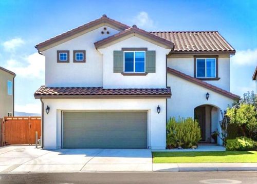 211 Las Flores Dr, Guadalupe, CA, 93434-1851 | Card Image