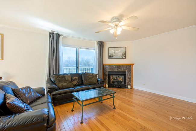 UNIT-107 - 1243 E Baldwin Ln, Home with 3 bedrooms, 2 bathrooms and 2 parking in PALATINE IL | Image 6