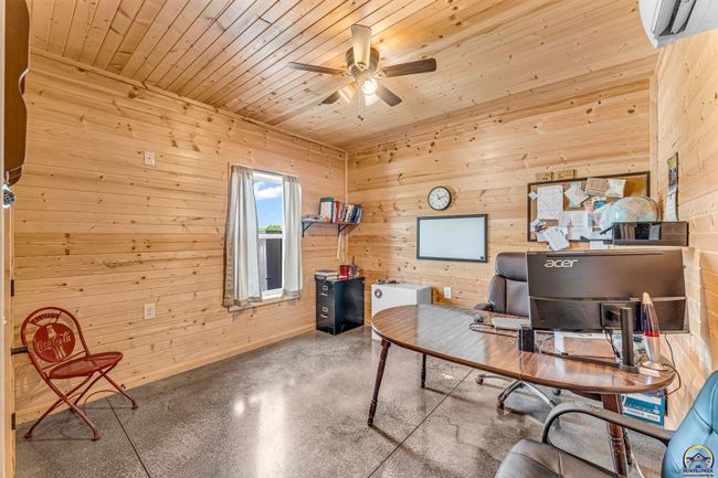 14426 110 Th St, House other with 5 bedrooms, 3 bathrooms and null parking in Oskaloosa KS | Image 25