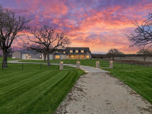 623 Lake Valley Rd, Sunset, TX, 76270-6756 | Card Image