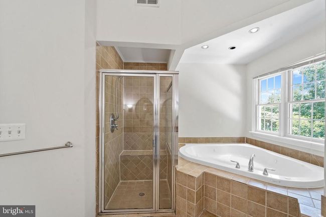 12312 Streamvale Cir, House other with 5 bedrooms, 5 bathrooms and null parking in HERNDON VA | Image 23