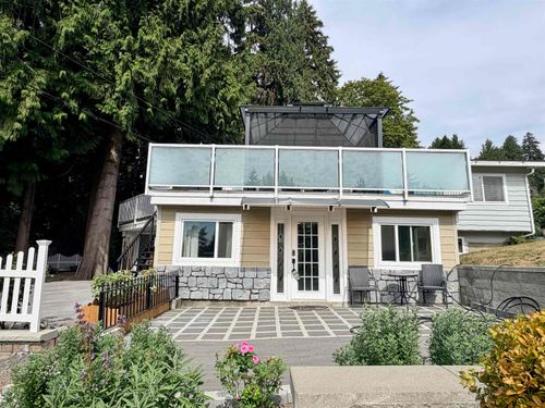 354 Seaforth Cres, Coquitlam, BC, V3K2M4 | Card Image
