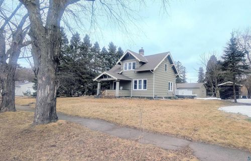 402 3rd St, Cloquet, MN, 55720 | Card Image