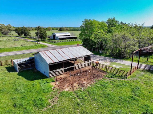4152 Van Zandt County Road 4301, Home with 3 bedrooms, 3 bathrooms and null parking in Ben Wheeler TX | Image 9