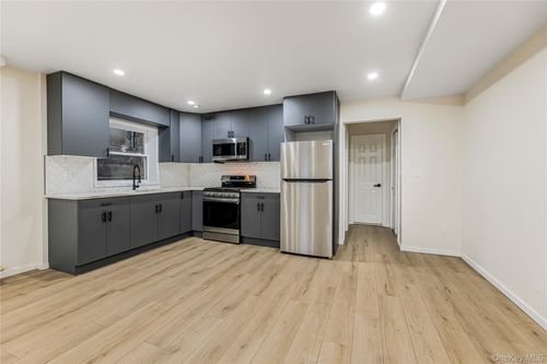 unit-b-604 Yonkers Ave, Yonkers, NY, 10704-2638 | Card Image