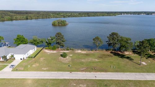 740 Northlake Dr, Covington, LA, 70435-5502 | Card Image