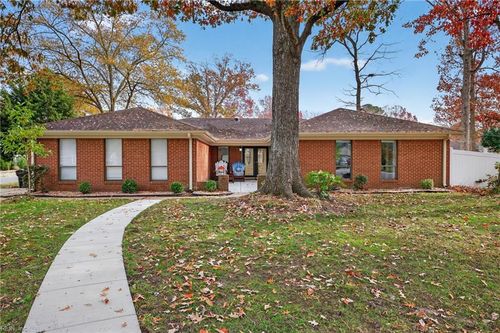 1008 Timber Ct, Virginia Beach, VA, 23454-2843 | Card Image