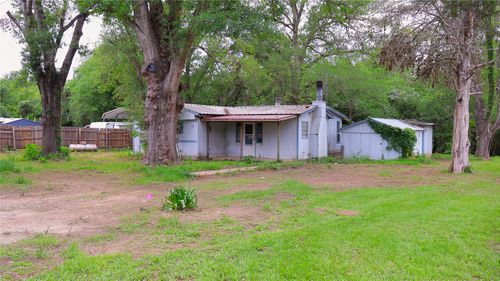 175 Ash St, Bastrop, TX, 78602-9555 | Card Image