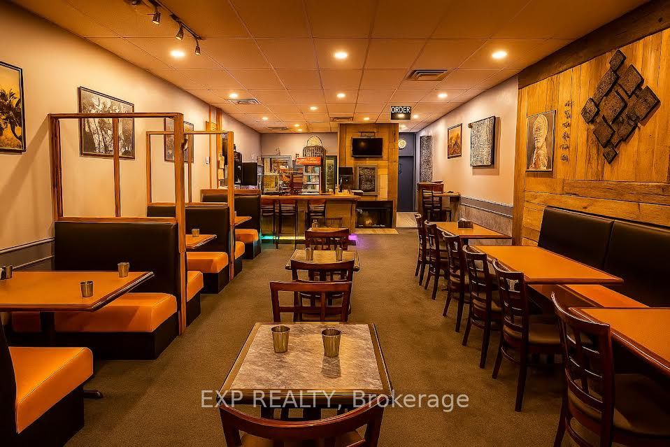 Commercial Sale in Wasaga Beach