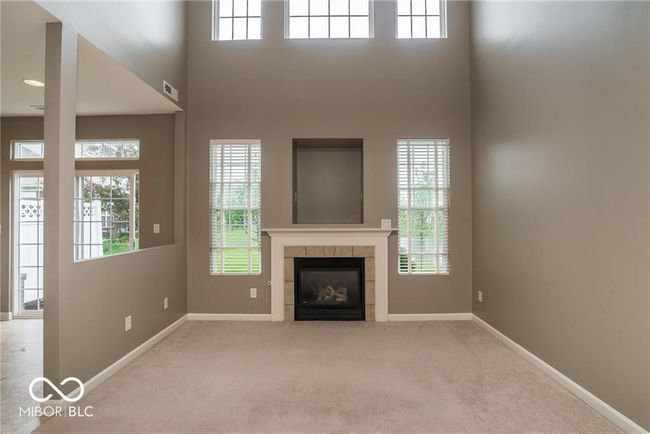 10910 Perry Pear Dr, Condo with 2 bedrooms, 3 bathrooms and null parking in Zionsville IN | Image 7